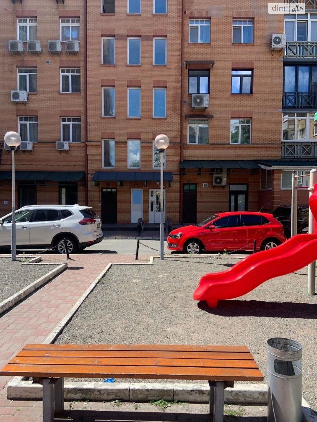 Продажа двухкомнатной квартиры в Киеве, на ул. Гусовского 15, район Печерский фото 1 Продажа двухкомнатной квартиры в Киеве, на ул. Гусовского 15, район Печерский фото 1