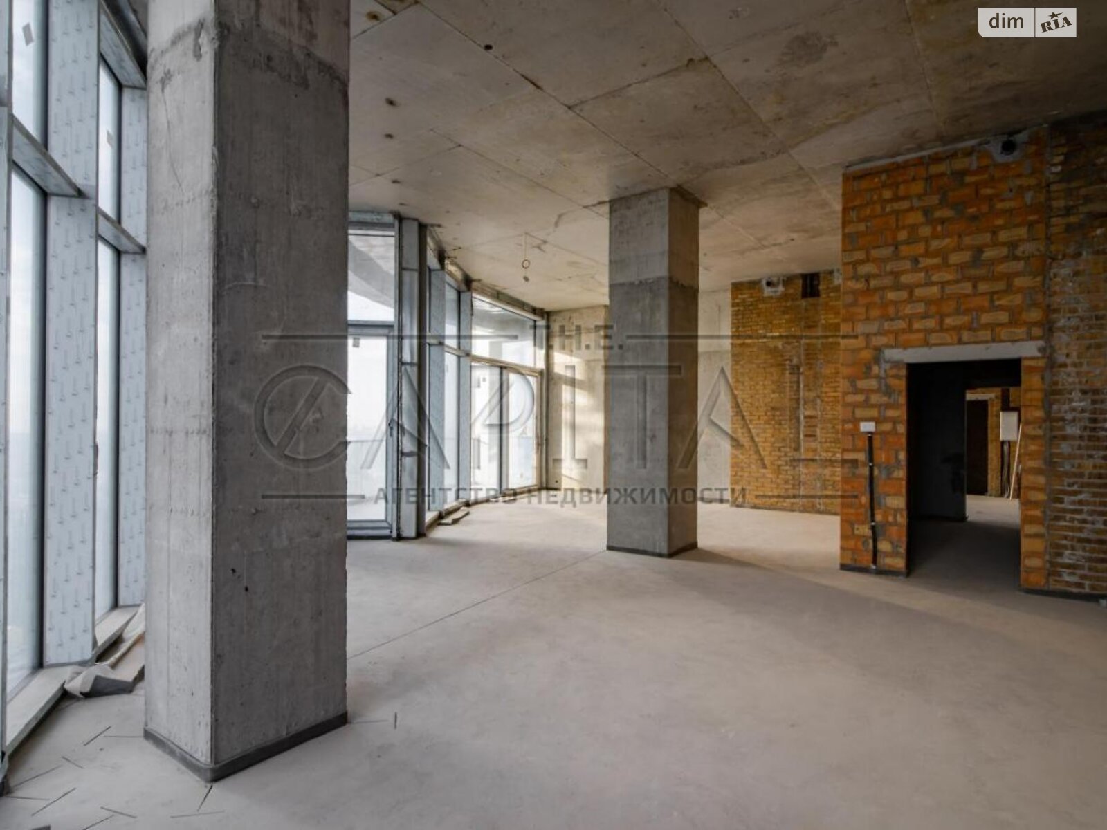 Продажа трехкомнатной квартиры в Киеве, на ул. Иоанна Павла II 12, район Печерский фото 1 Продажа трехкомнатной квартиры в Киеве, на ул. Иоанна Павла II 12, район Печерский фото 1