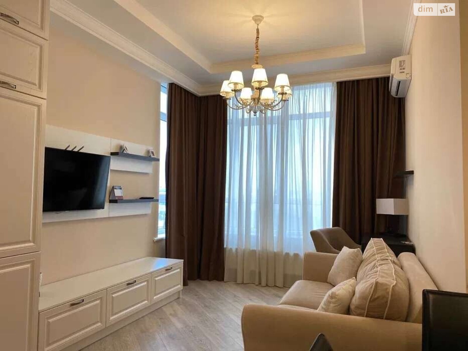 Продажа однокомнатной квартиры в Киеве, на ул. Маккейна Джона 7, район Печерский фото 1 Продажа однокомнатной квартиры в Киеве, на ул. Маккейна Джона 7, район Печерский фото 1