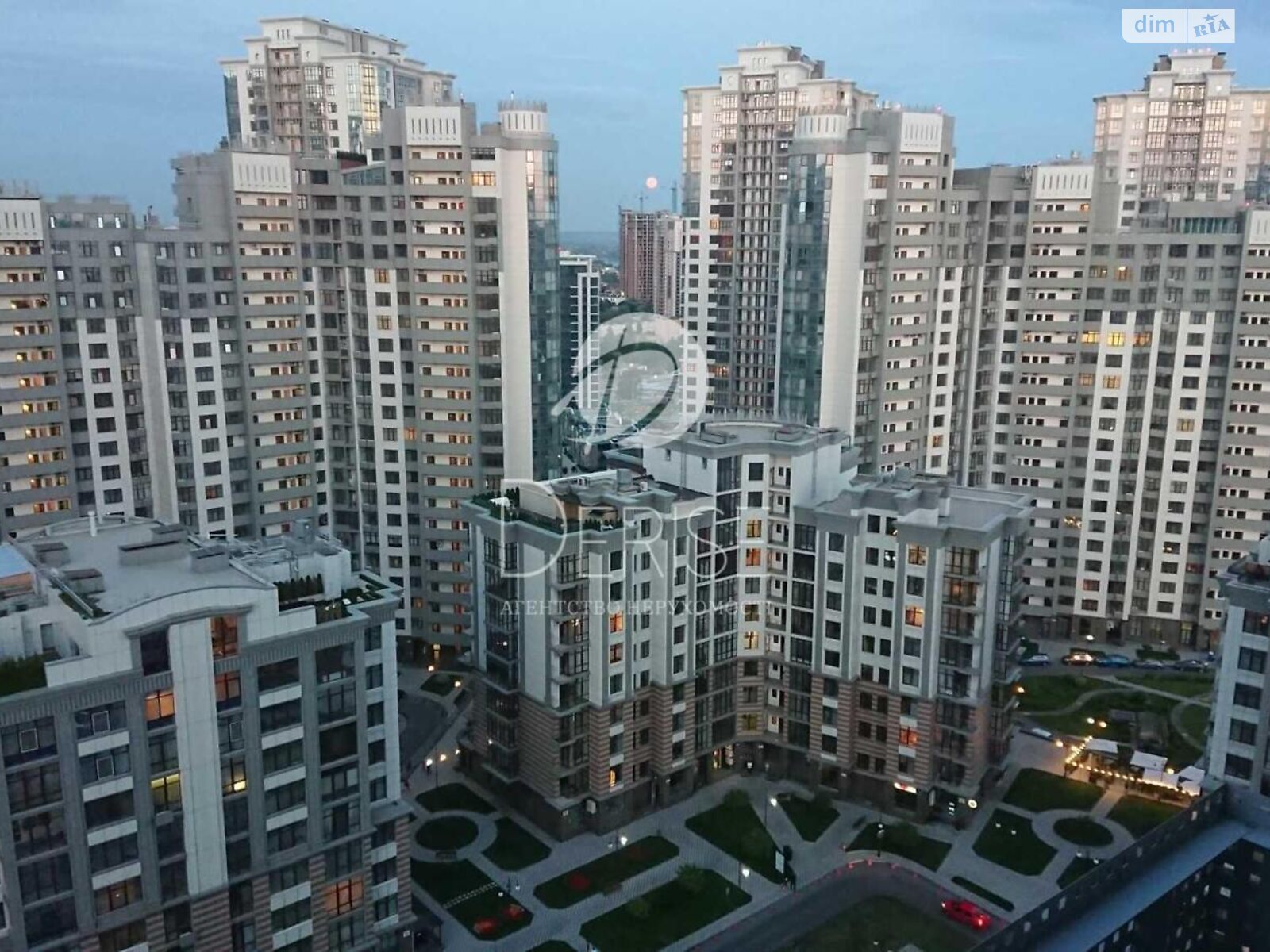 Продаж трикімнатної квартири в Києві, на вул. Кахи Бендукідзе 2, район Печерський фото 1 Продаж трикімнатної квартири в Києві, на вул. Кахи Бендукідзе 2, район Печерський фото 1