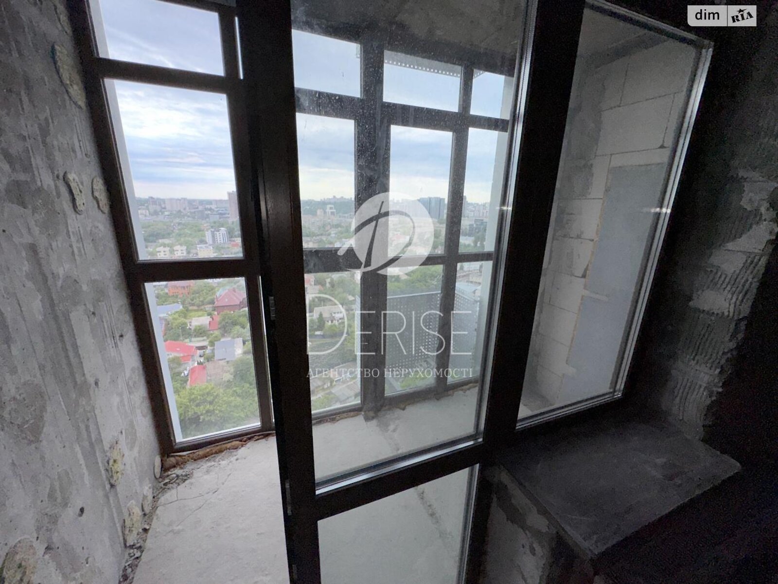 Продажа трехкомнатной квартиры в Киеве, на ул. Кахи Бендукидзе 2, район Печерский фото 1 Продажа трехкомнатной квартиры в Киеве, на ул. Кахи Бендукидзе 2, район Печерский фото 1