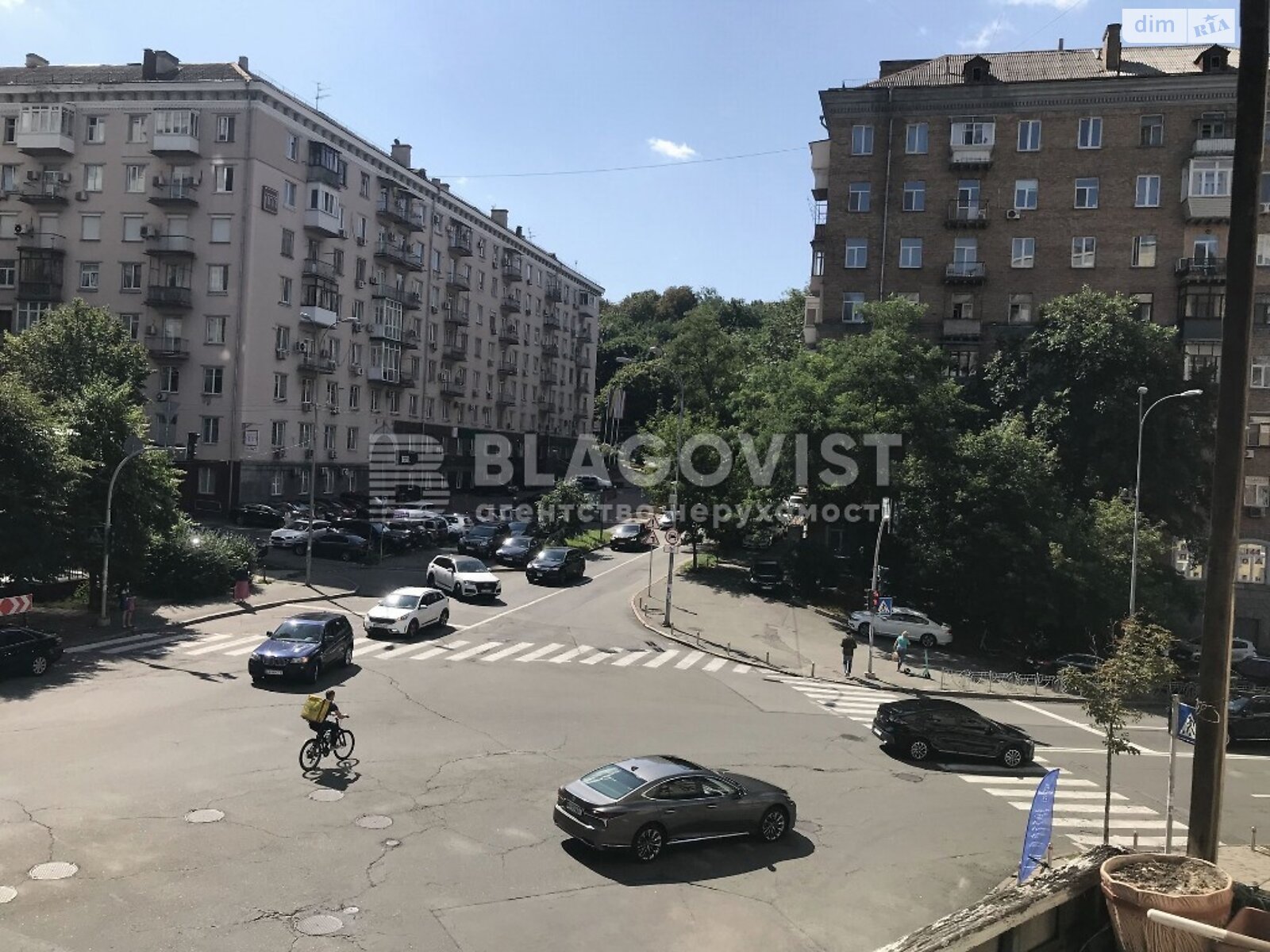 Продажа двухкомнатной квартиры в Киеве, на спуск Кловский 12А, район Печерский фото 1