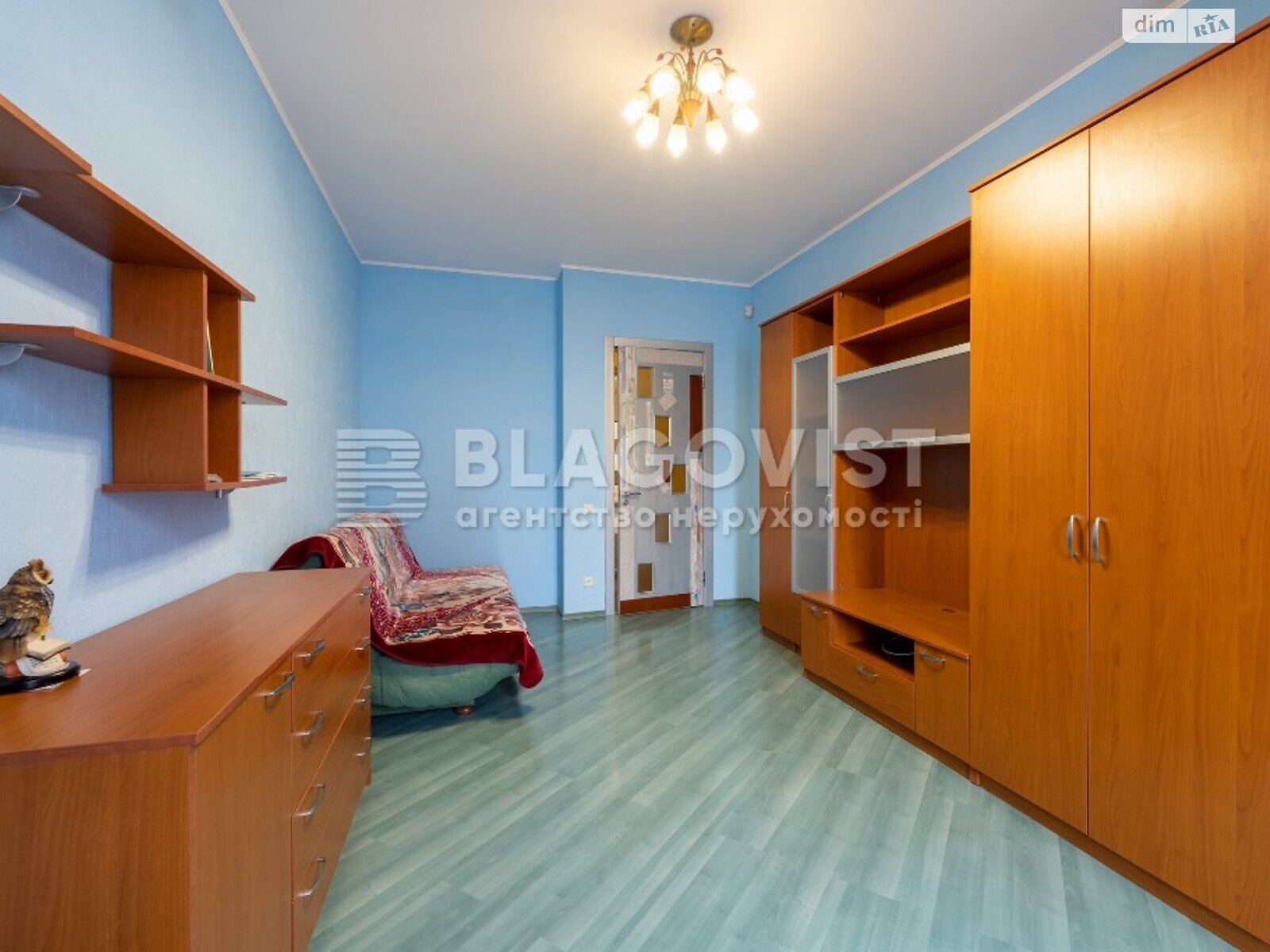 Продажа трехкомнатной квартиры в Киеве, на спуск Кловский 5, район Печерский фото 1