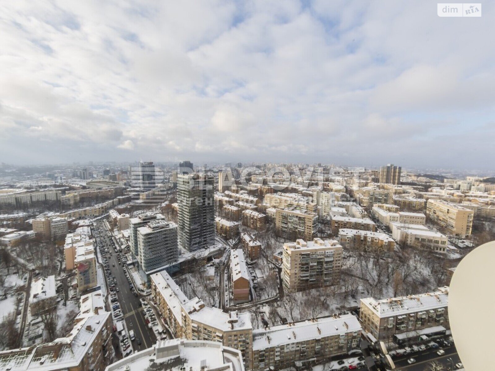 Продажа трехкомнатной квартиры в Киеве, на спуск Кловский 7, район Печерский фото 1