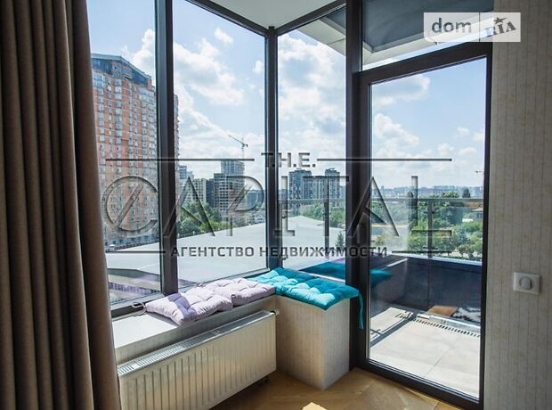 Продажа четырехкомнатной квартиры в Киеве, на ул. Коновальца Евгения 26а, район Печерский фото 1 Продажа четырехкомнатной квартиры в Киеве, на ул. Коновальца Евгения 26а, район Печерский фото 1