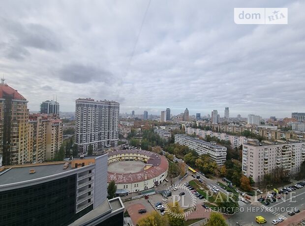 Продажа четырехкомнатной квартиры в Киеве, на ул. Коновальца Евгения 36б, район Печерский фото 1