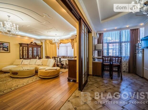 Продажа четырехкомнатной квартиры в Киеве, на ул. Коновальца Евгения 32Б, район Печерский фото 1 Продажа четырехкомнатной квартиры в Киеве, на ул. Коновальца Евгения 32Б, район Печерский фото 1