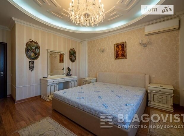 Продажа четырехкомнатной квартиры в Киеве, на ул. Коновальца Евгения 32Б, район Печерский фото 1