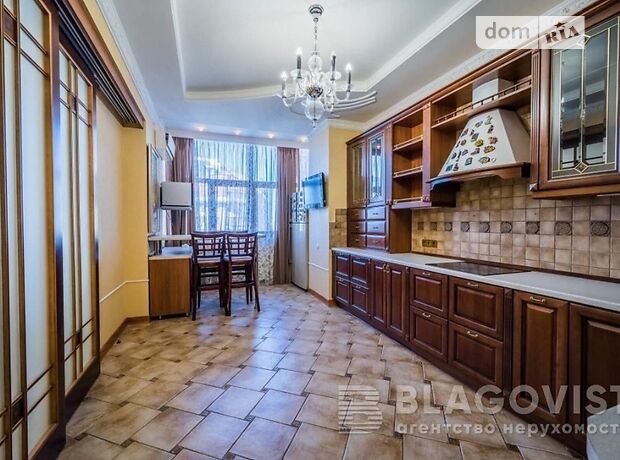 Продажа четырехкомнатной квартиры в Киеве, на ул. Коновальца Евгения 32Б, район Печерский фото 1 Продажа четырехкомнатной квартиры в Киеве, на ул. Коновальца Евгения 32Б, район Печерский фото 1