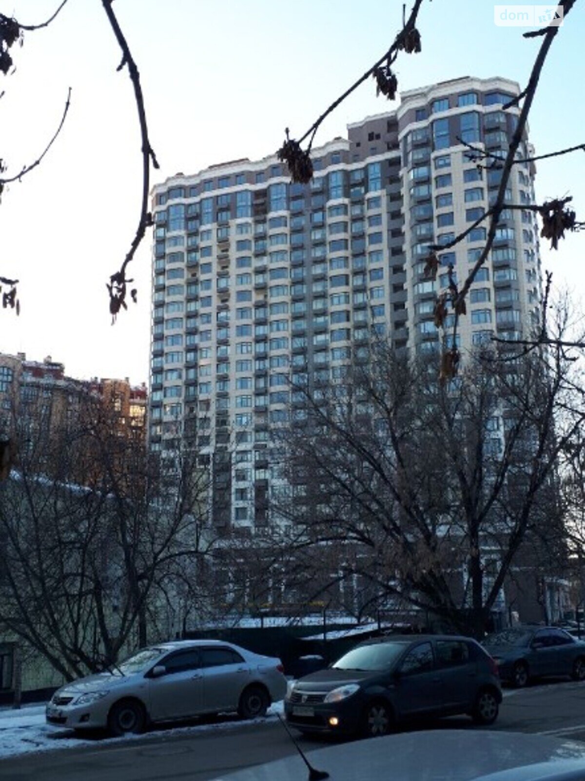 Продажа двухкомнатной квартиры в Киеве, на ул. Коновальца Евгения 34, район Печерский фото 1