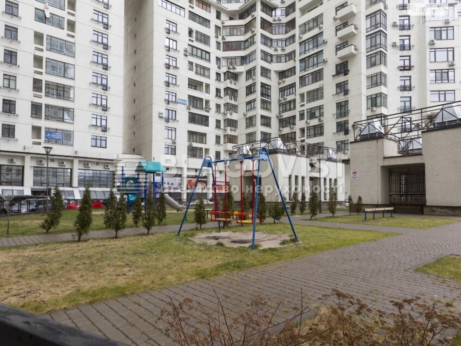 Продажа двухкомнатной квартиры в Киеве, на ул. Коновальца Евгения 44А, район Печерский фото 1