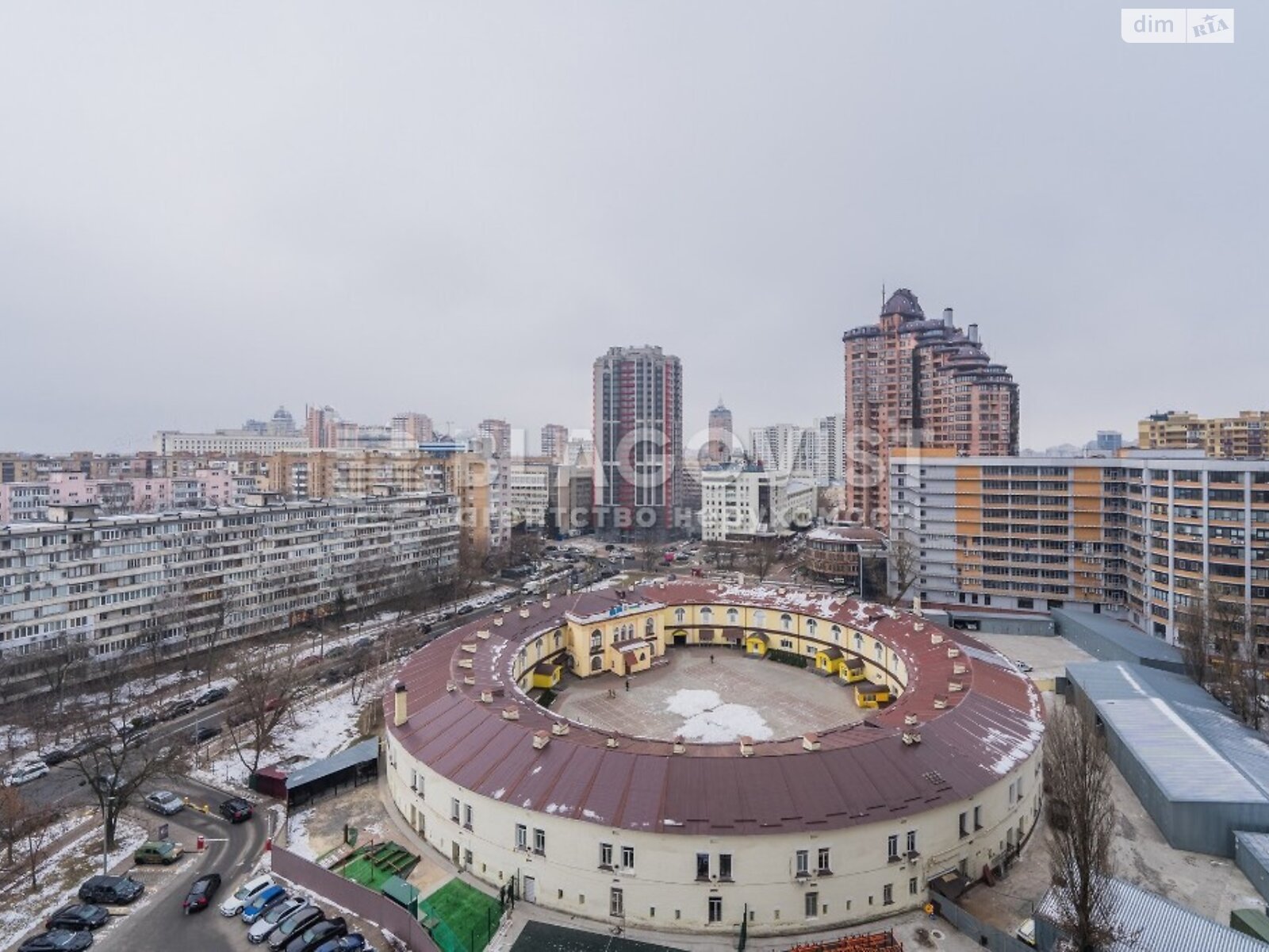 Продажа трехкомнатной квартиры в Киеве, на ул. Коновальца Евгения 34А, район Печерский фото 1