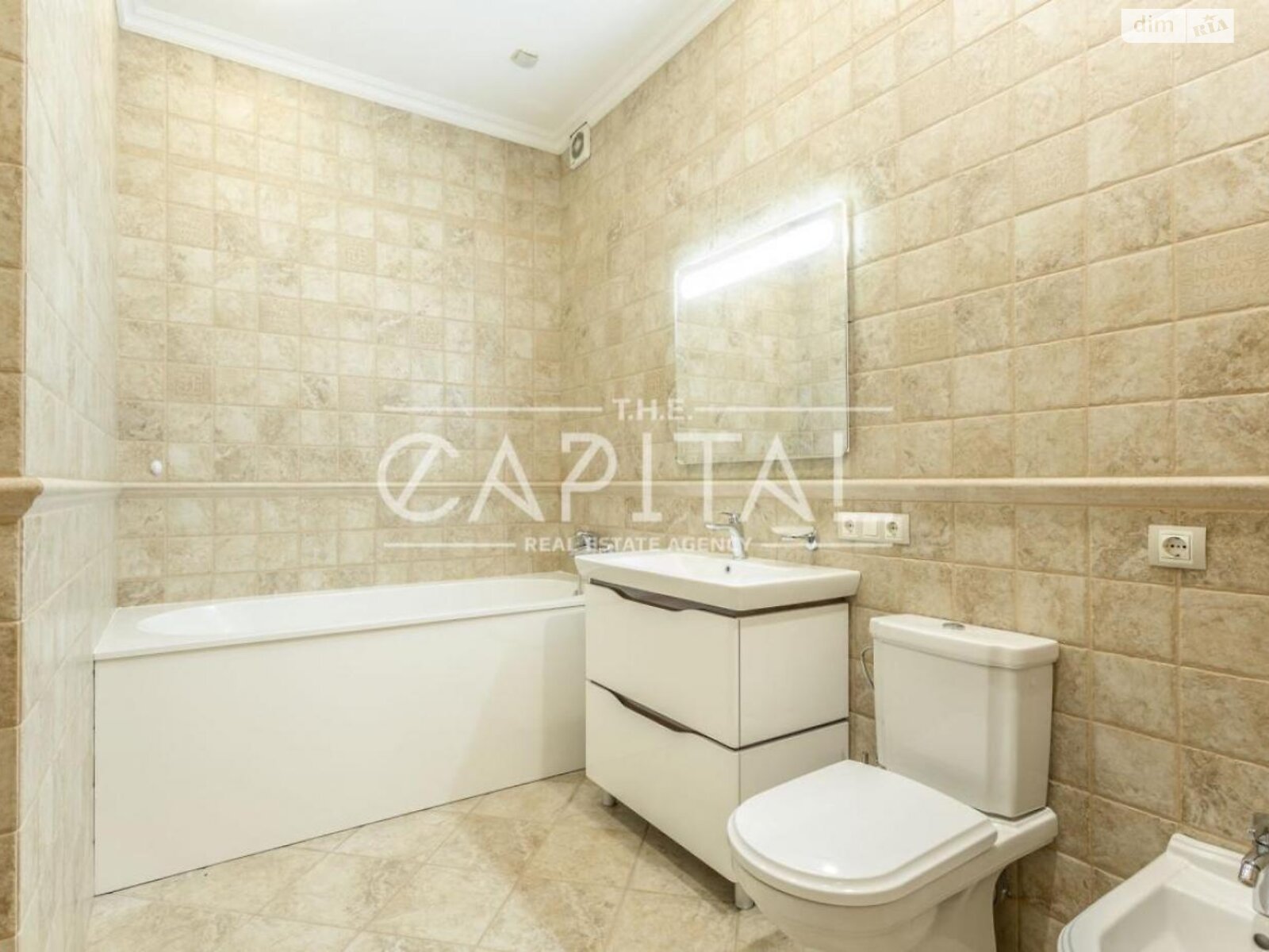 Продаж трикімнатної квартири в Києві, на вул. Коновальця Євгена 32Г, кв. 196, район Печерський фото 1 Продаж трикімнатної квартири в Києві, на вул. Коновальця Євгена 32Г, кв. 196, район Печерський фото 1