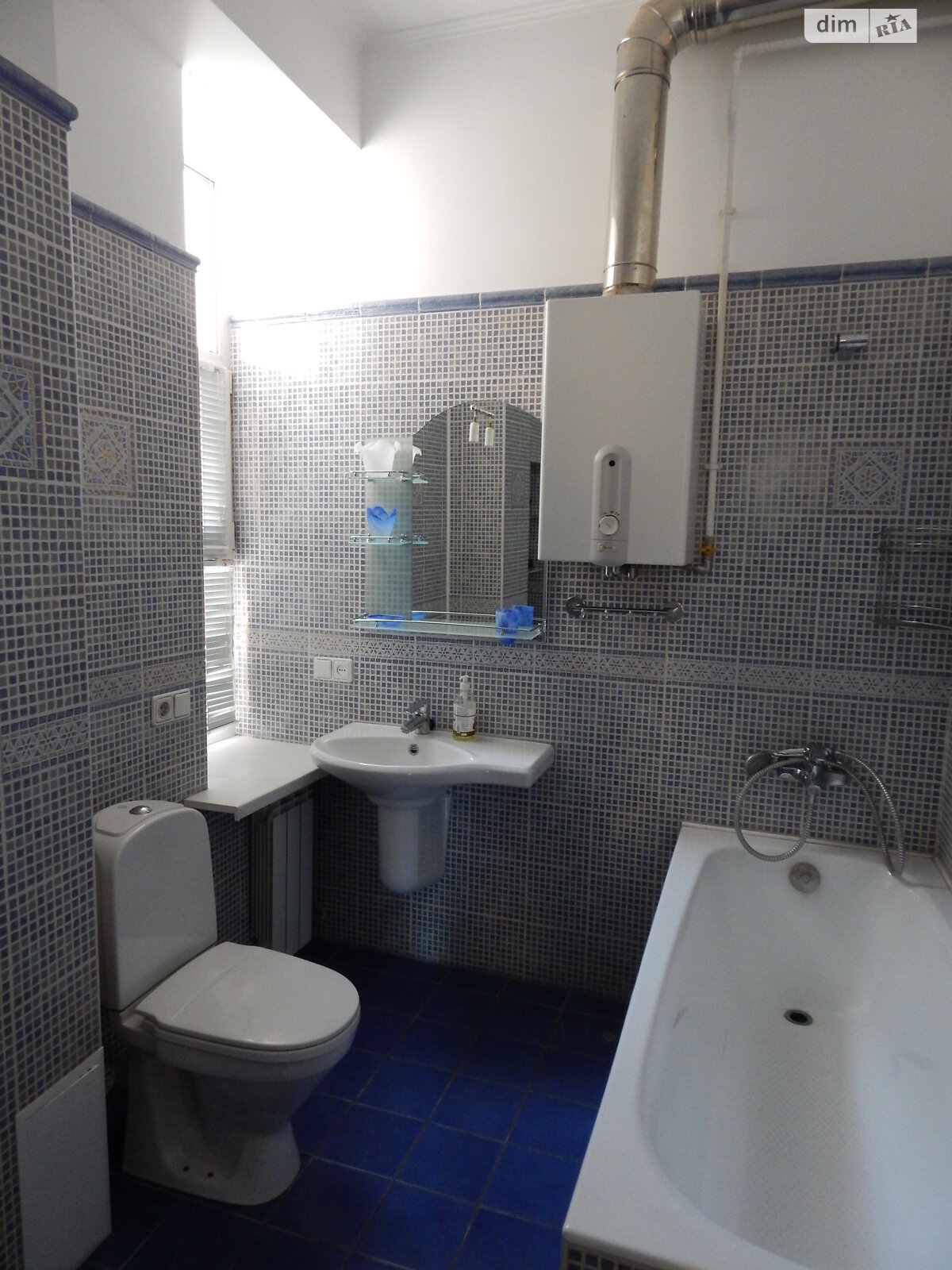 Продаж трикімнатної квартири в Києві, на вул. Костельна 6, район Печерський фото 1 Продаж трикімнатної квартири в Києві, на вул. Костельна 6, район Печерський фото 1