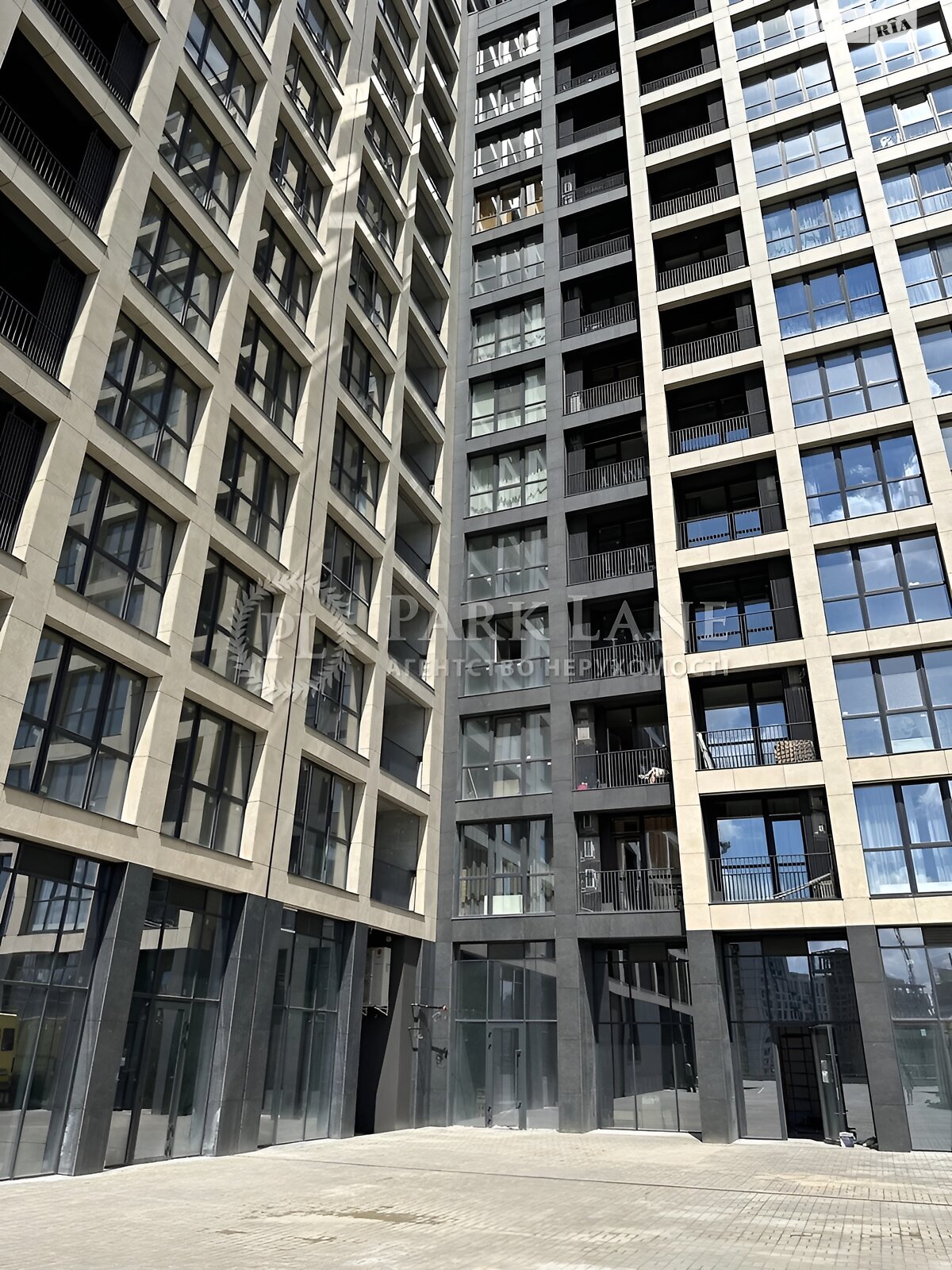 Продажа трехкомнатной квартиры в Киеве, на туп. Крепостной 7В корпус 4, район Печерский фото 1 Продажа трехкомнатной квартиры в Киеве, на туп. Крепостной 7В корпус 4, район Печерский фото 1