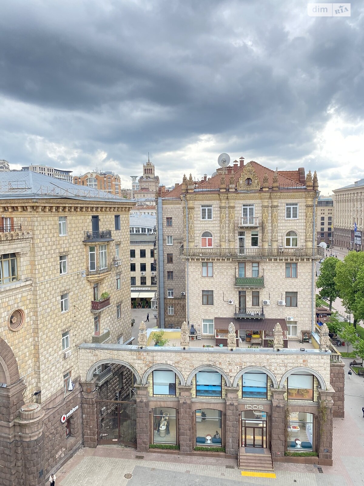 Продаж трикімнатної квартири в Києві, на вул. Хрещатик, район Печерський фото 1 Продаж трикімнатної квартири в Києві, на вул. Хрещатик, район Печерський фото 1