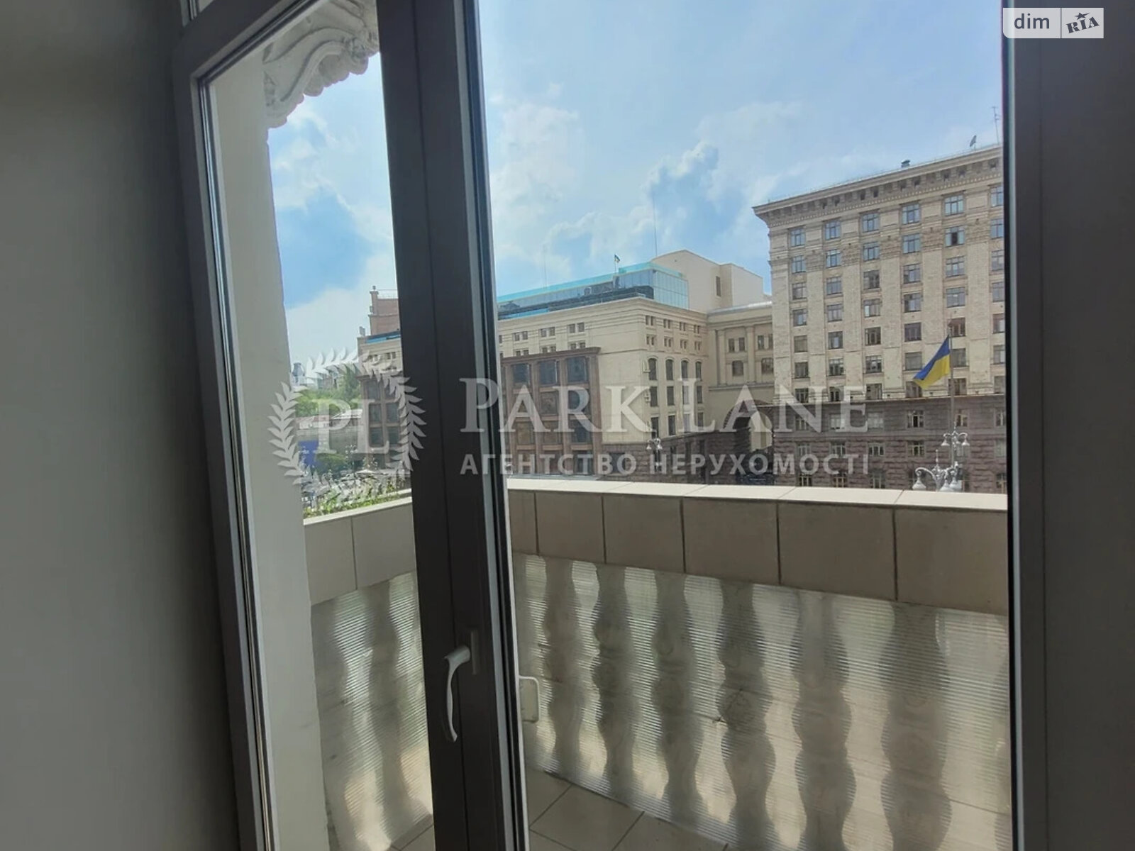 Продажа шестикомнатной квартиры в Киеве, на ул. Крещатик 21, район Печерский фото 1 Продажа шестикомнатной квартиры в Киеве, на ул. Крещатик 21, район Печерский фото 1