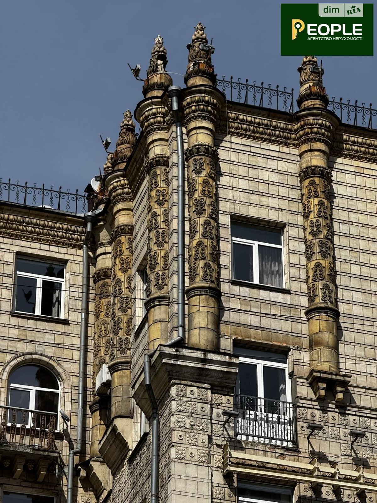 Продаж двокімнатної квартири в Києві, на вул. Хрещатик 17, район Печерський фото 1 Продаж двокімнатної квартири в Києві, на вул. Хрещатик 17, район Печерський фото 1