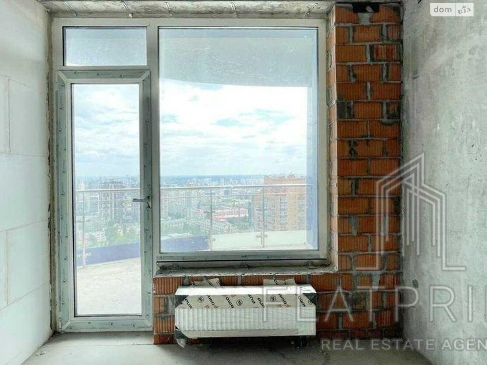 Продажа однокомнатной квартиры в Киеве, на пер. Лабораторный 7, район Печерский фото 1