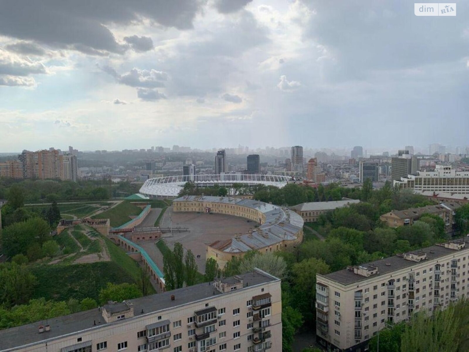 Продажа однокомнатной квартиры в Киеве, на бул. Леси Украинки 7А, район Печерский фото 1
