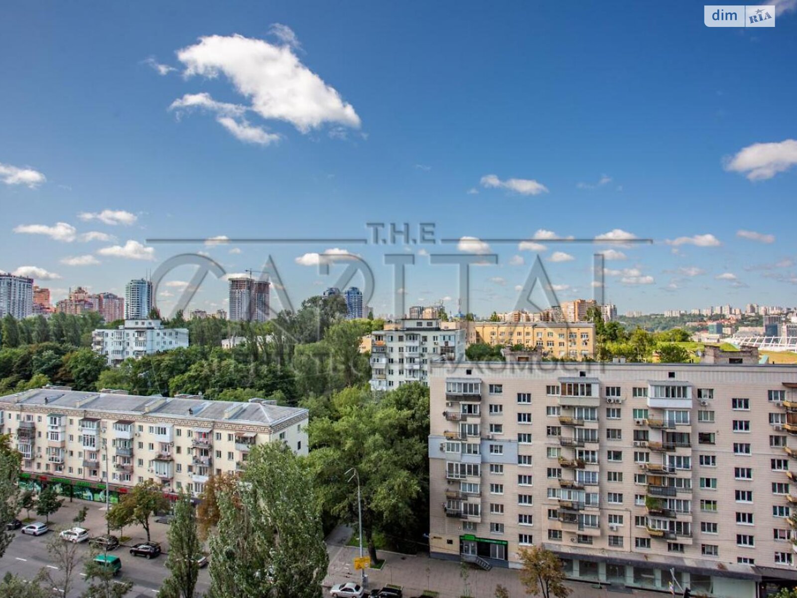 Продаж чотирикімнатної квартири в Києві, на бул. Лесі Українки 7А, район Печерський фото 1