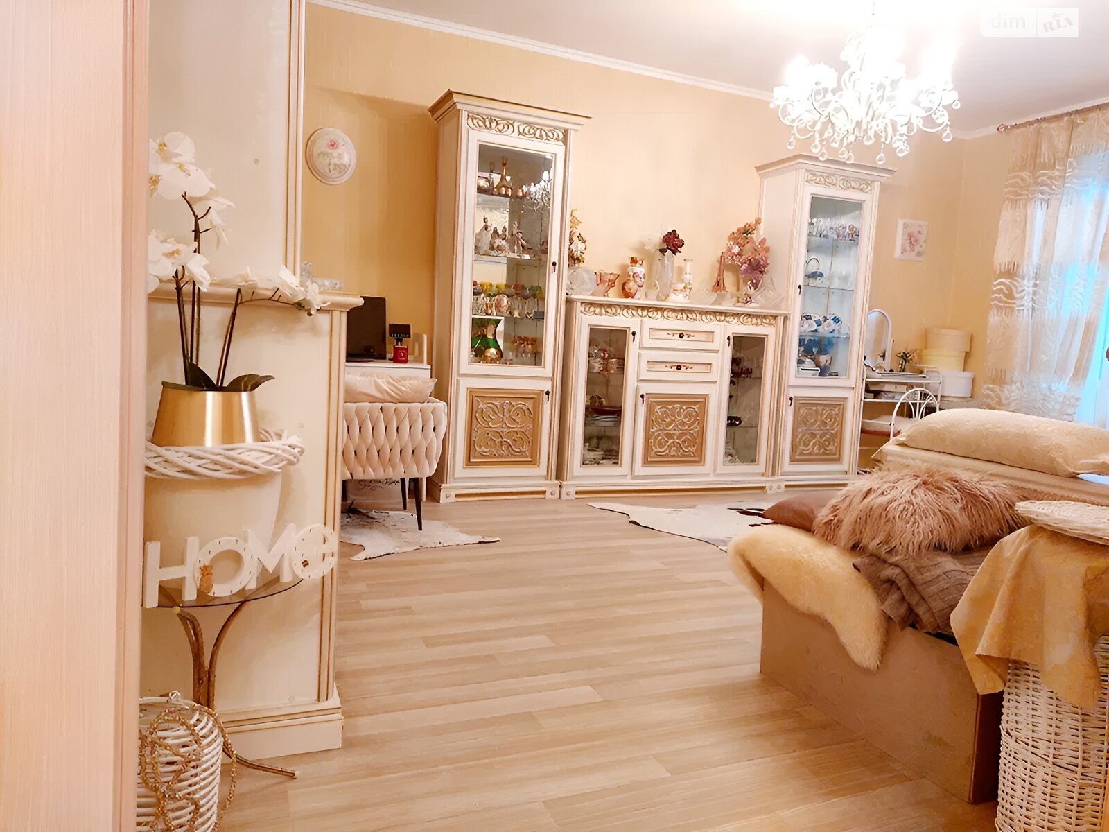 Продаж двокімнатної квартири в Києві, на бул. Лесі Українки 24, район Печерський фото 1 Продаж двокімнатної квартири в Києві, на бул. Лесі Українки 24, район Печерський фото 1