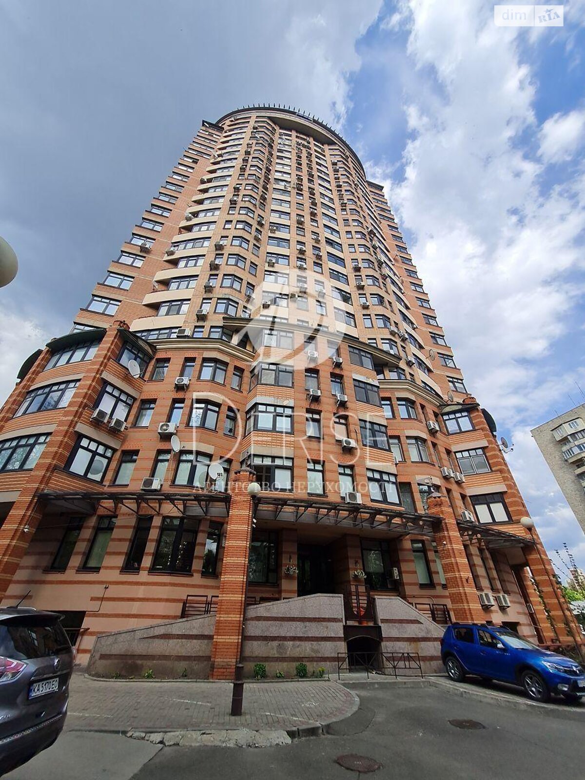 Продажа трехкомнатной квартиры в Киеве, на бул. Леси Украинки 30Б, район Печерский фото 1 Продажа трехкомнатной квартиры в Киеве, на бул. Леси Украинки 30Б, район Печерский фото 1