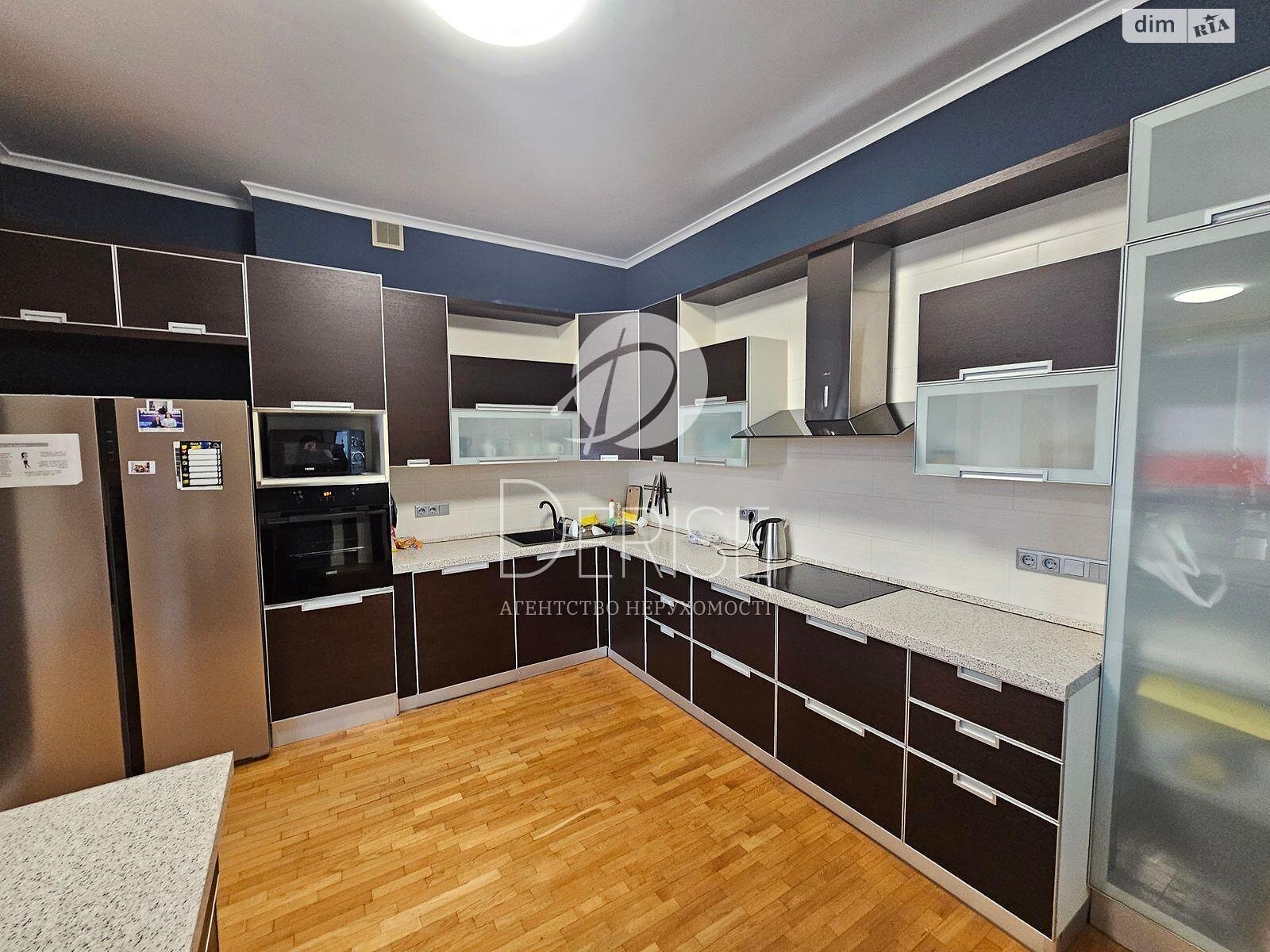 Продажа трехкомнатной квартиры в Киеве, на бул. Леси Украинки 30Б, район Печерский фото 1 Продажа трехкомнатной квартиры в Киеве, на бул. Леси Украинки 30Б, район Печерский фото 1