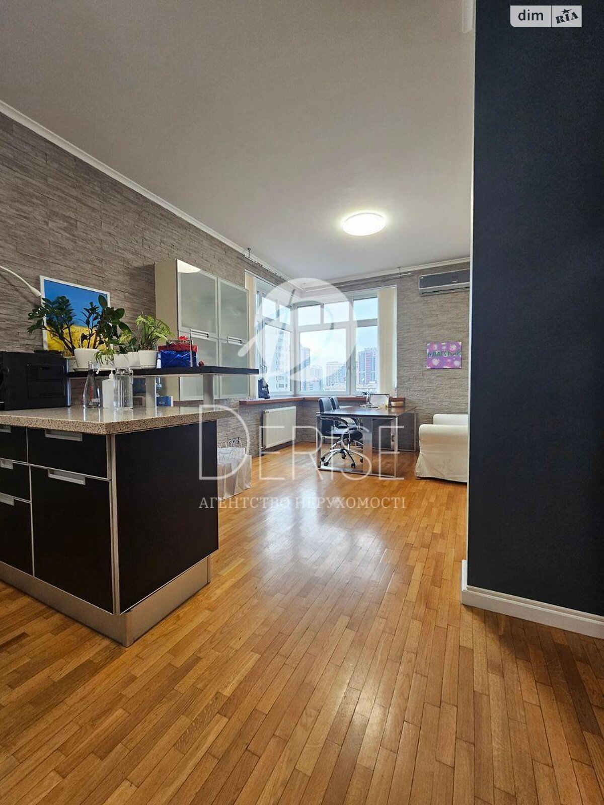 Продажа трехкомнатной квартиры в Киеве, на бул. Леси Украинки 30Б, район Печерский фото 1 Продажа трехкомнатной квартиры в Киеве, на бул. Леси Украинки 30Б, район Печерский фото 1