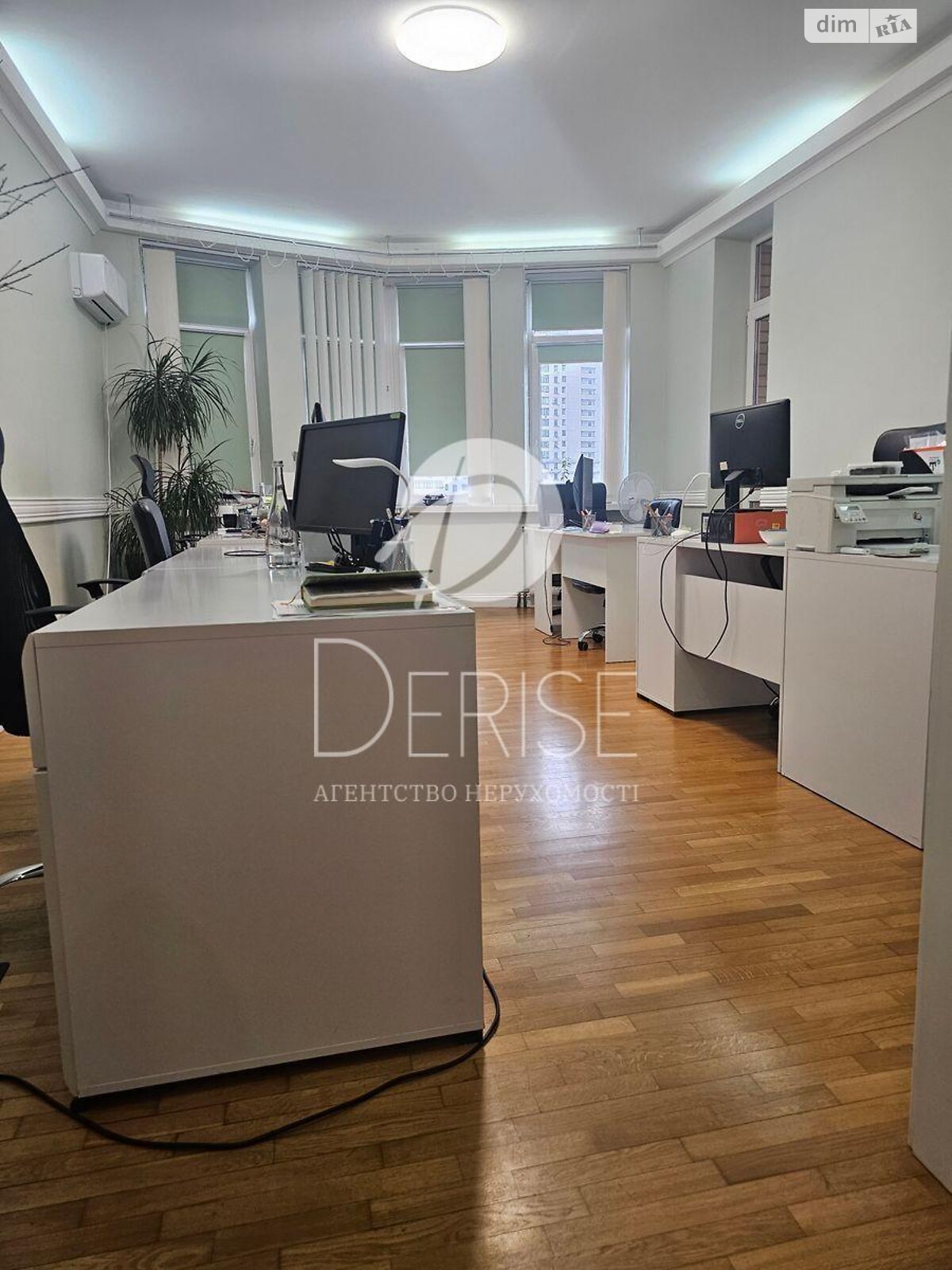 Продажа трехкомнатной квартиры в Киеве, на бул. Леси Украинки 30Б, район Печерский фото 1 Продажа трехкомнатной квартиры в Киеве, на бул. Леси Украинки 30Б, район Печерский фото 1