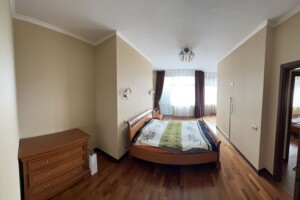 Продажа четырехкомнатной квартиры в Киеве, на спуск Кловский 5, район Печерский фото 2