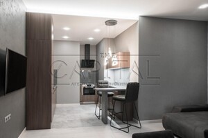 Продажа трехкомнатной квартиры в Киеве, на ул. Маккейна Джона, район Печерский фото 2