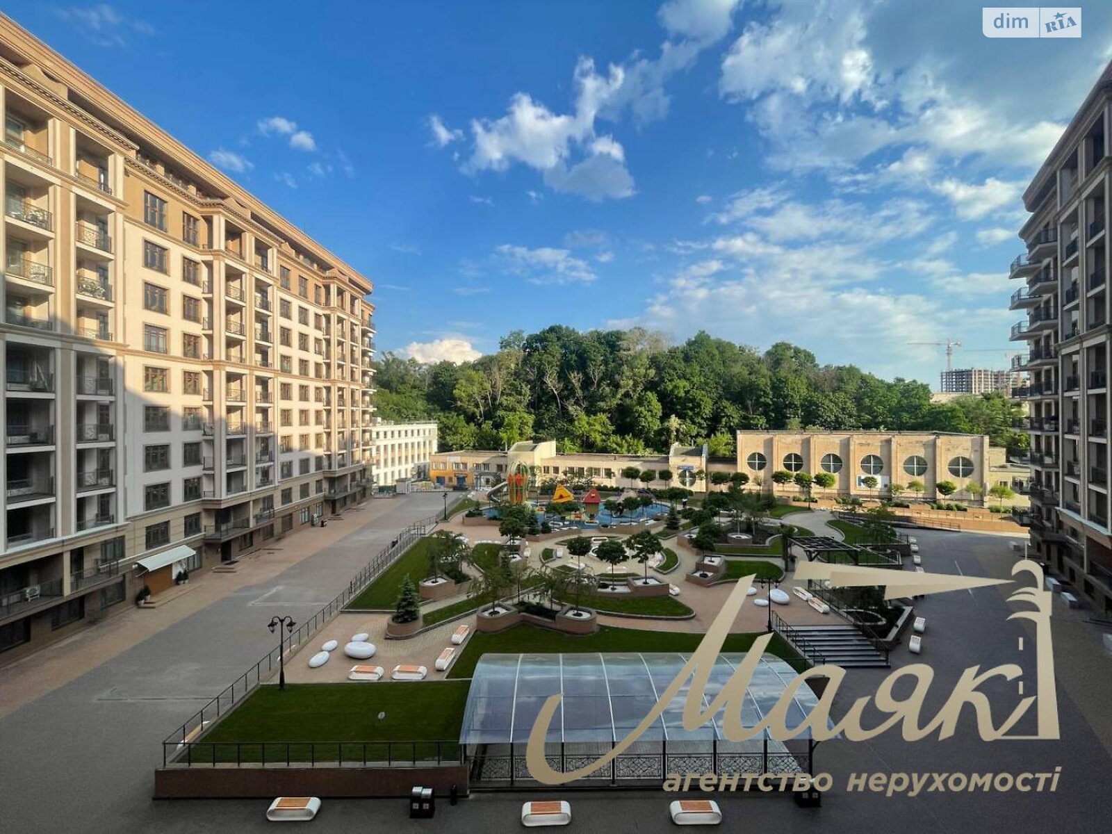 Продаж трикімнатної квартири в Києві, на вул. Михайла Бойчука 19А, район Печерський фото 1 Продаж трикімнатної квартири в Києві, на вул. Михайла Бойчука 19А, район Печерський фото 1