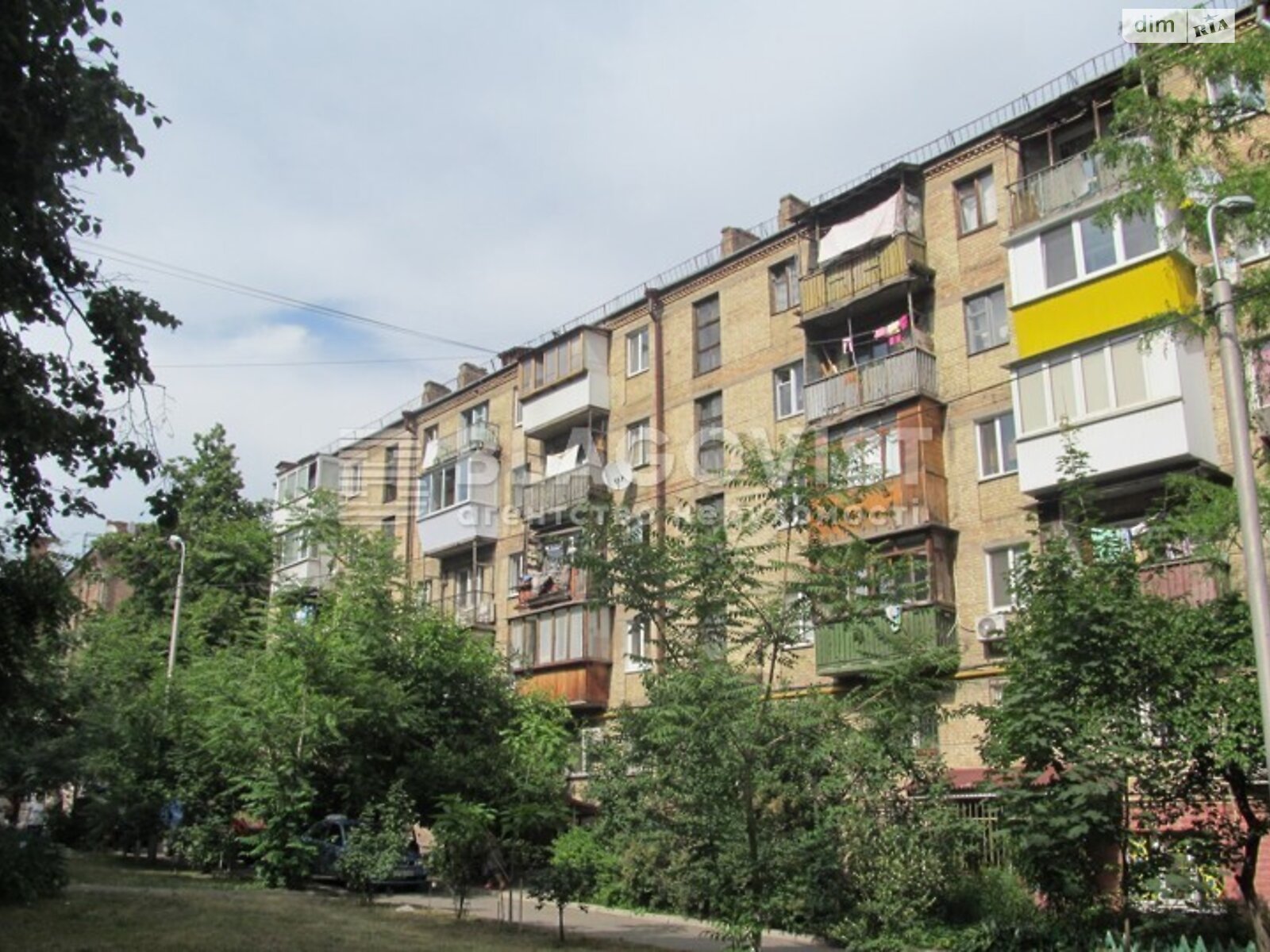Продажа двухкомнатной квартиры в Киеве, на ул. Михаила Бойчука 18, район Печерский фото 1