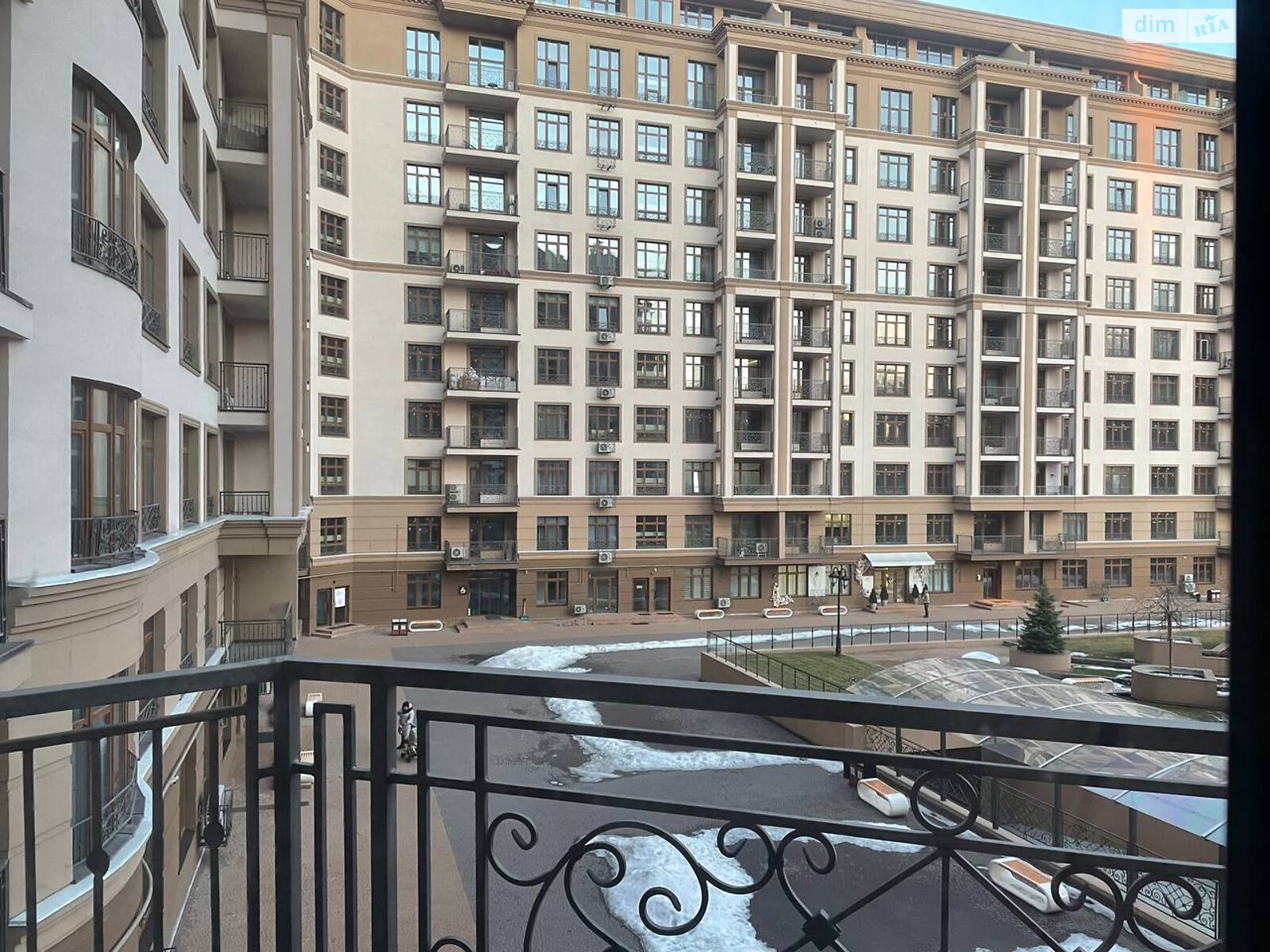 Продаж трикімнатної квартири в Києві, на вул. Михайла Бойчука 19А, район Печерський фото 1 Продаж трикімнатної квартири в Києві, на вул. Михайла Бойчука 19А, район Печерський фото 1