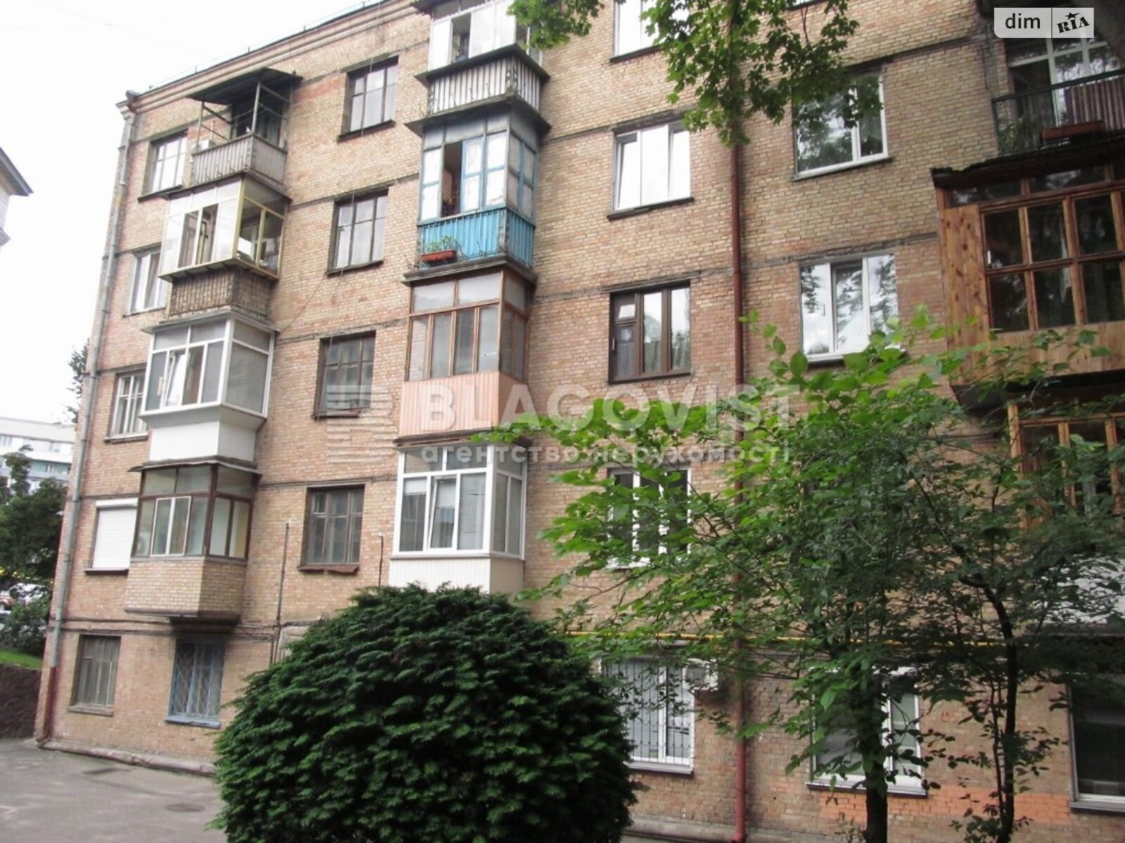 Продаж трикімнатної квартири в Києві, на вул. Михайла Бойчука 4, район Печерський фото 1 Продаж трикімнатної квартири в Києві, на вул. Михайла Бойчука 4, район Печерський фото 1