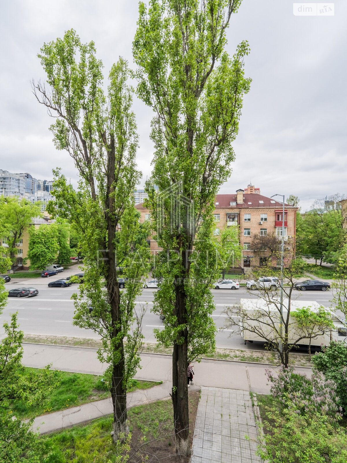Продаж трикімнатної квартири в Києві, на вул. Михайла Бойчука 11, район Печерський фото 1 Продаж трикімнатної квартири в Києві, на вул. Михайла Бойчука 11, район Печерський фото 1