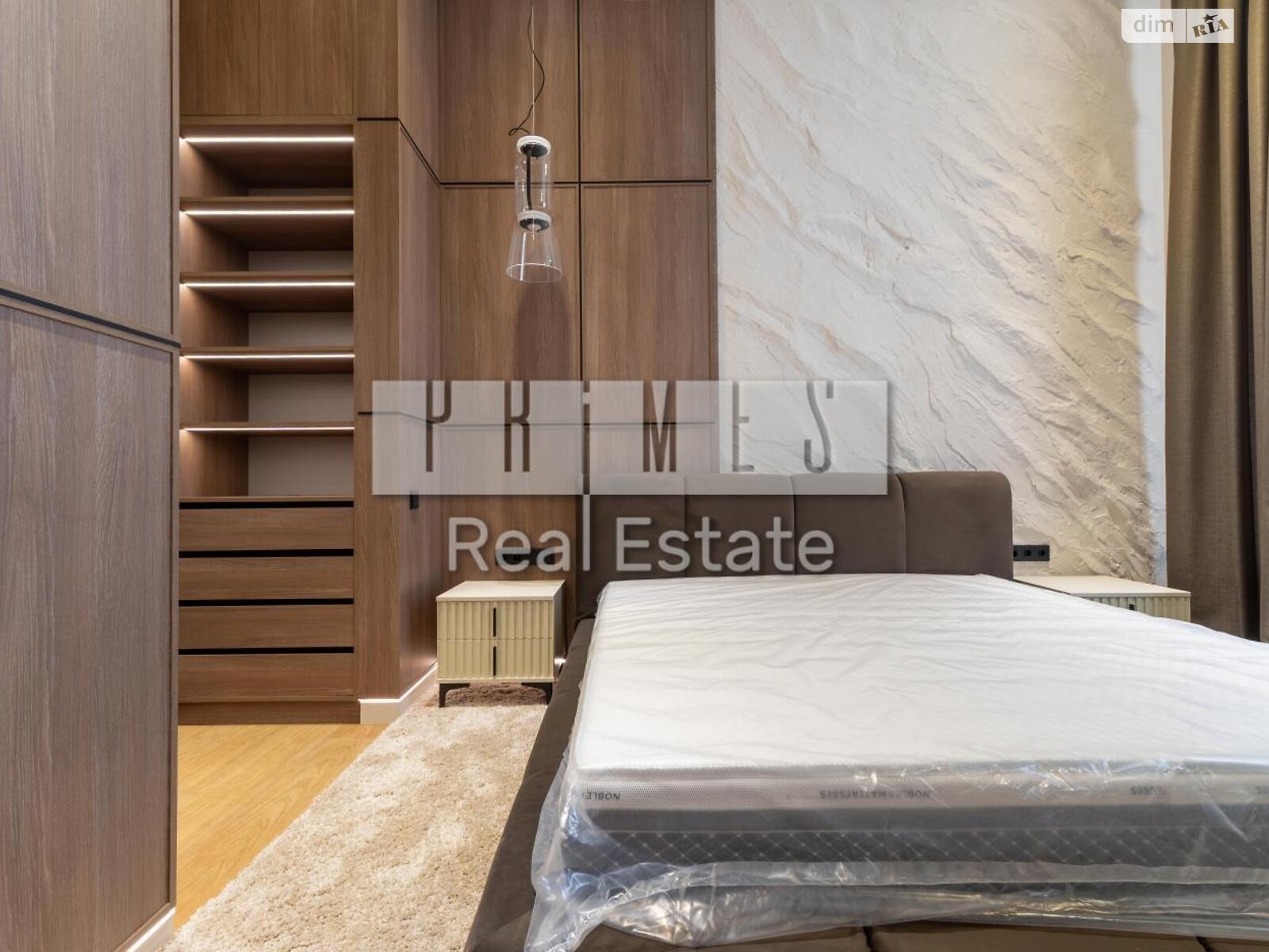 Продаж трикімнатної квартири в Києві, на вул. Михайла Бойчука 17, кв. 1, район Печерський фото 1 Продаж трикімнатної квартири в Києві, на вул. Михайла Бойчука 17, кв. 1, район Печерський фото 1
