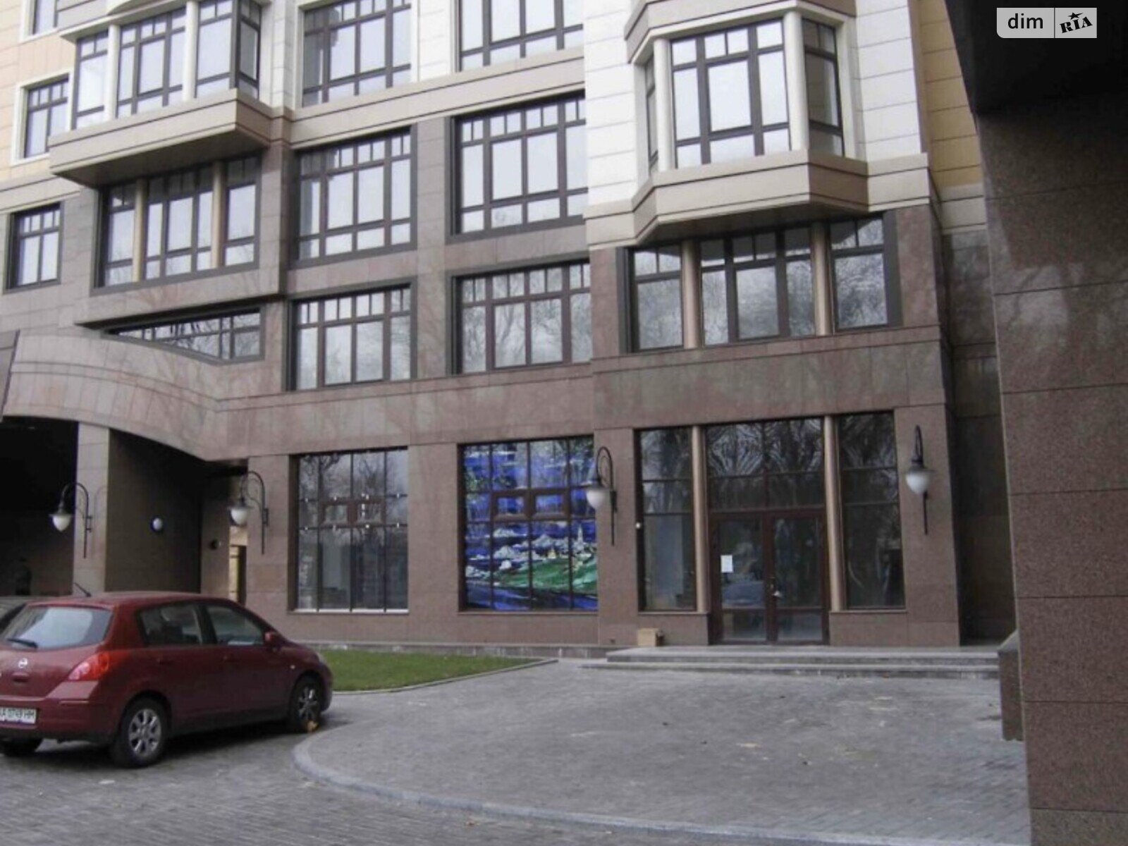 Продажа четырехкомнатной квартиры в Киеве, на ул. Михайла Грушевского 9А, район Печерский фото 1