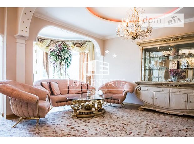 Продажа трехкомнатной квартиры в Киеве, на ул. Московская район Печерский фото 1 Продажа трехкомнатной квартиры в Киеве, на ул. Московская район Печерский фото 1