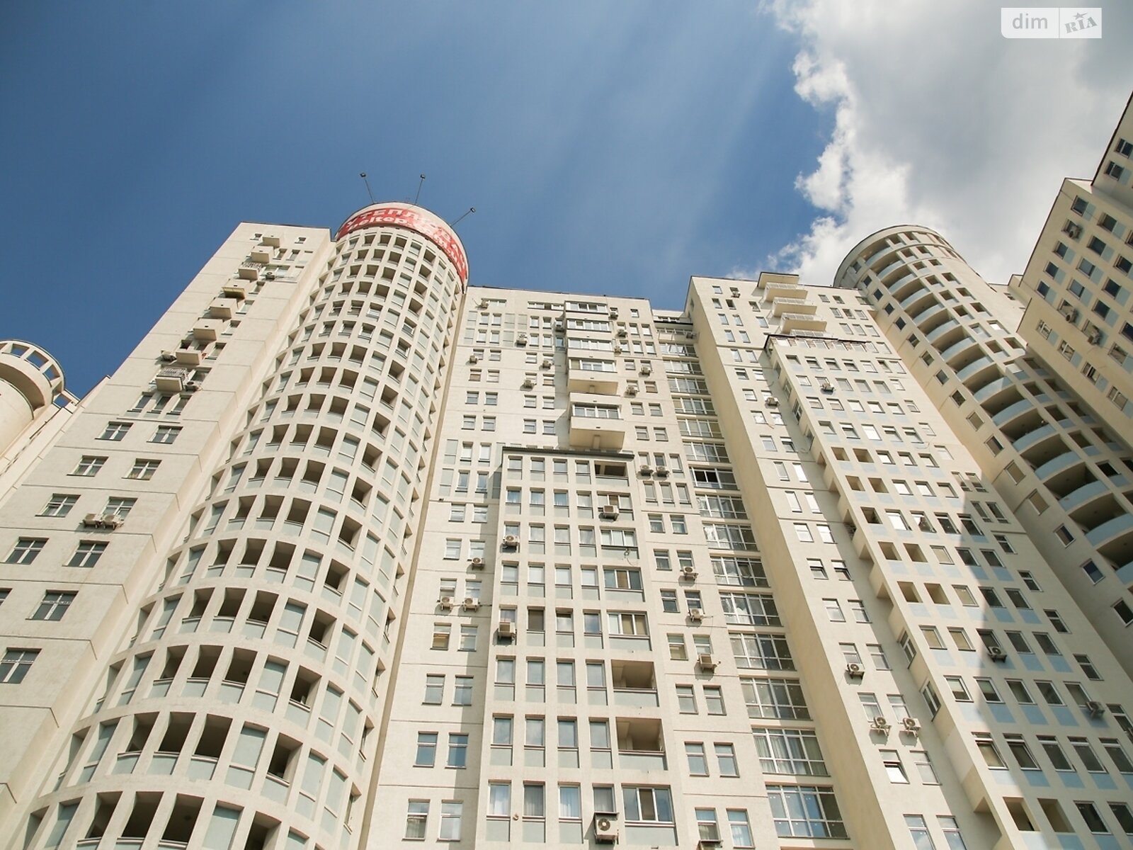 Продаж однокімнатної квартири в Києві, на бул. Миколи Міхновського 14-16, район Печерський фото 1 Продаж однокімнатної квартири в Києві, на бул. Миколи Міхновського 14-16, район Печерський фото 1