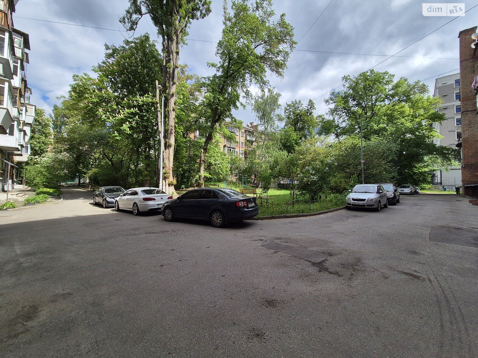 Продаж двокімнатної квартири в Києві, на бул. Миколи Міхновського 17/5, район Печерський фото 1 Продаж двокімнатної квартири в Києві, на бул. Миколи Міхновського 17/5, район Печерський фото 1