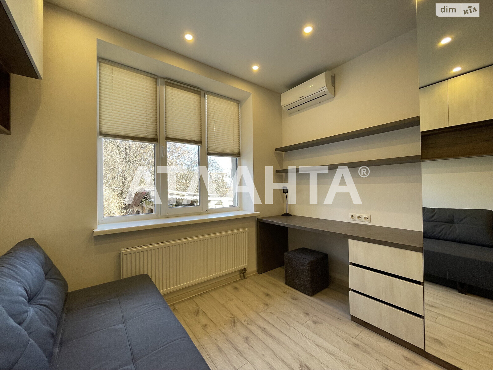 Продаж однокімнатної квартири в Києві, на вул. Миколи Соловцова, район Печерський фото 1 Продаж однокімнатної квартири в Києві, на вул. Миколи Соловцова, район Печерський фото 1