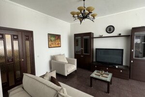 Продаж трикімнатної квартири в Києві, на пров. Панаса Мирного, район undefined фото 2 Продаж трикімнатної квартири в Києві, на пров. Панаса Мирного, район undefined фото 2