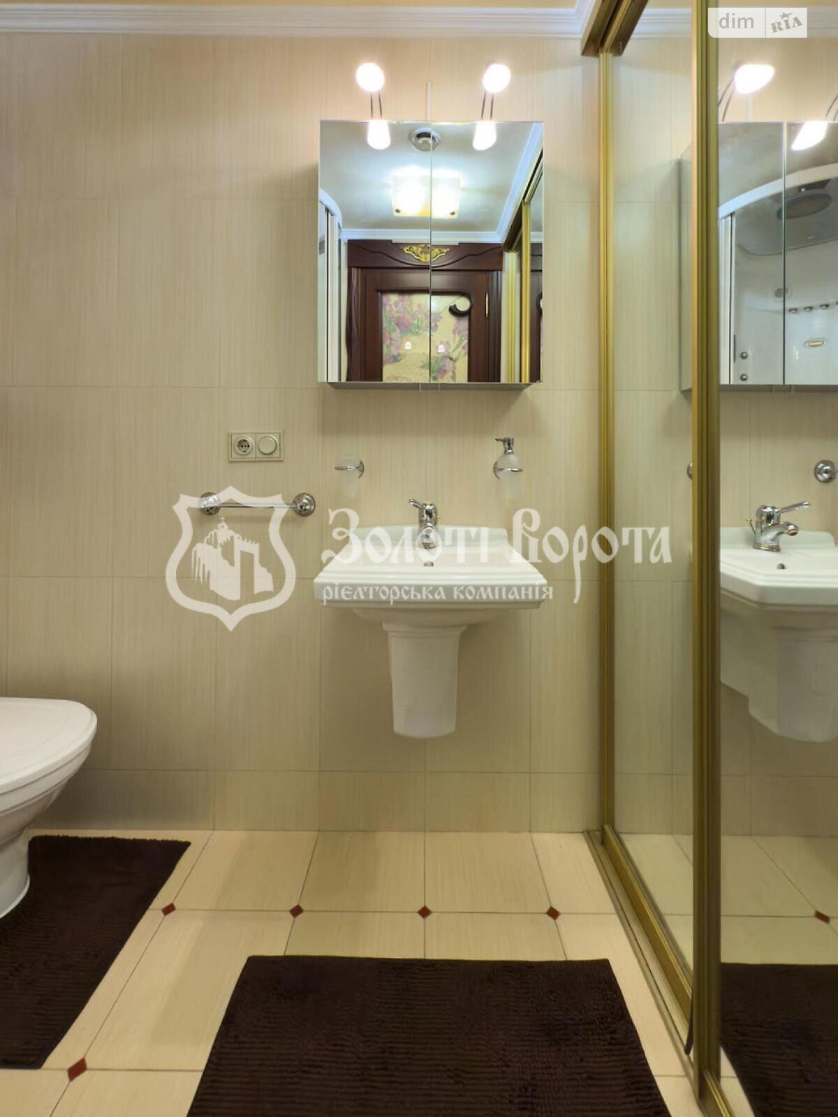 Продажа двухкомнатной квартиры в Киеве, на ул. Панаса Мирного 28А, район Печерский фото 1 Продажа двухкомнатной квартиры в Киеве, на ул. Панаса Мирного 28А, район Печерский фото 1