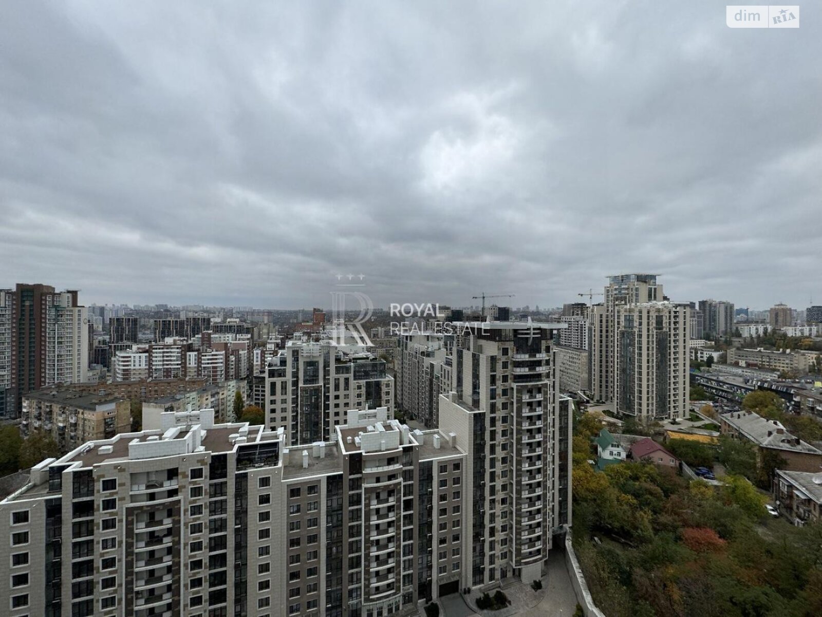 Продажа трехкомнатной квартиры в Киеве, на ул. Иоанна Павла II 12, район Печерский фото 1