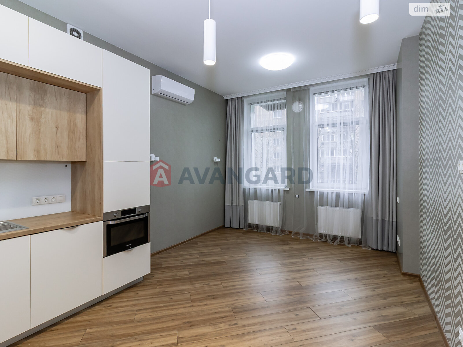 Продажа трехкомнатной квартиры в Киеве, на ул. Иоанна Павла II 11, район Печерский фото 1