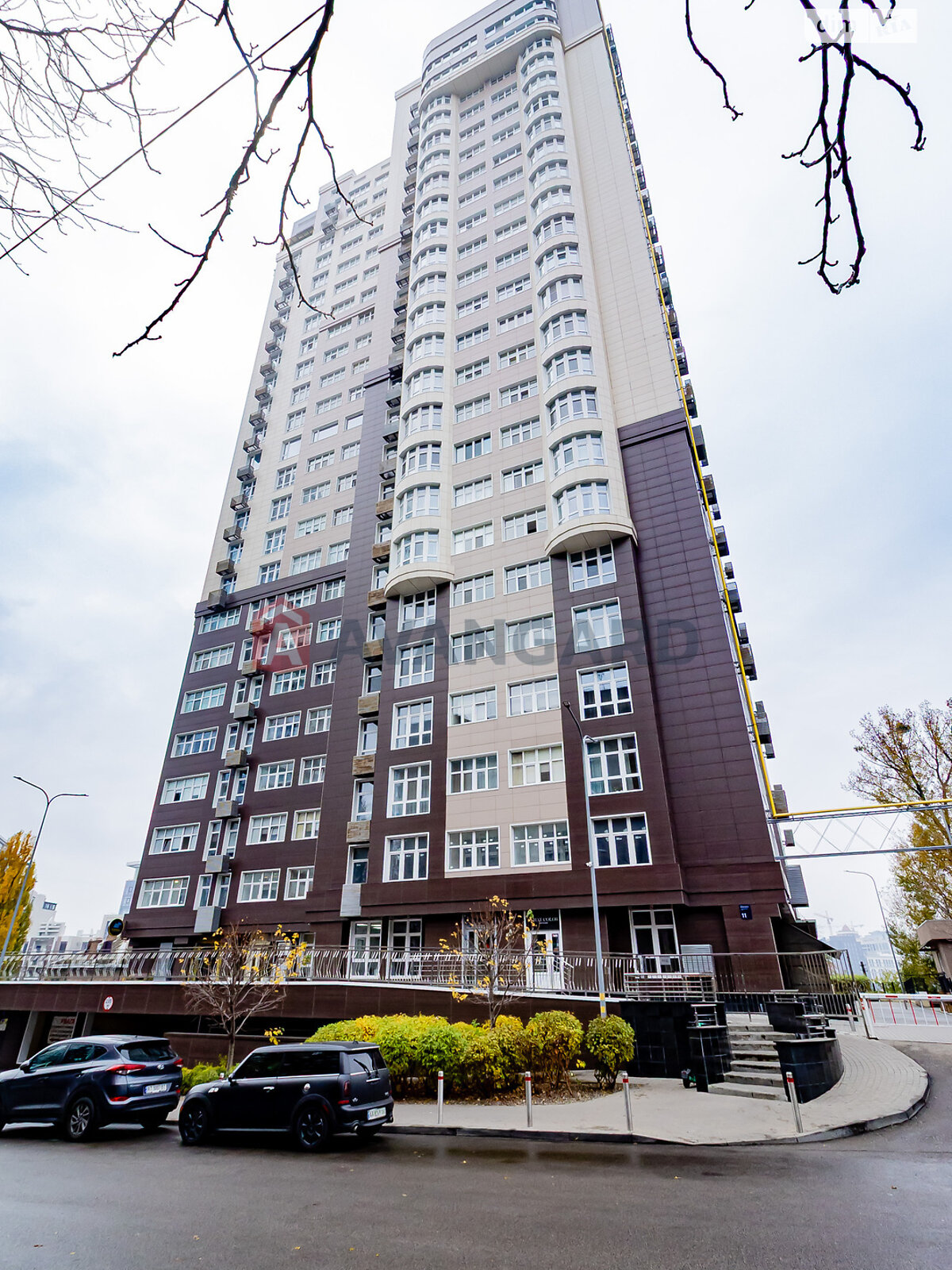 Продажа трехкомнатной квартиры в Киеве, на ул. Иоанна Павла II 11, район Печерский фото 1