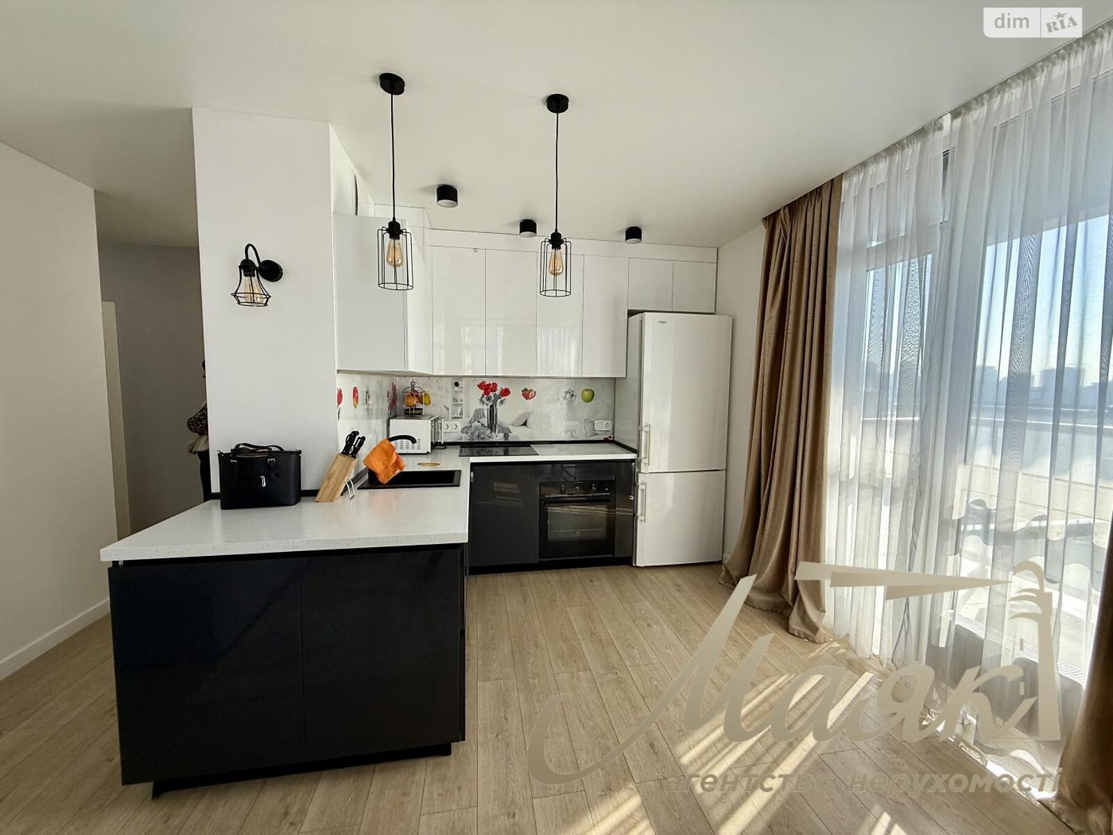 Продажа трехкомнатной квартиры в Киеве, на ул. Предславинская 55А, район Печерский фото 1 Продажа трехкомнатной квартиры в Киеве, на ул. Предславинская 55А, район Печерский фото 1