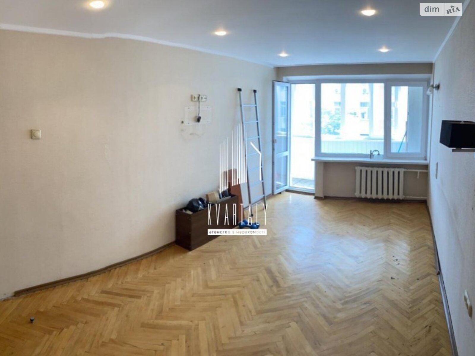 Продажа трехкомнатной квартиры в Киеве, на ул. Резницкая 8, район Печерский фото 1